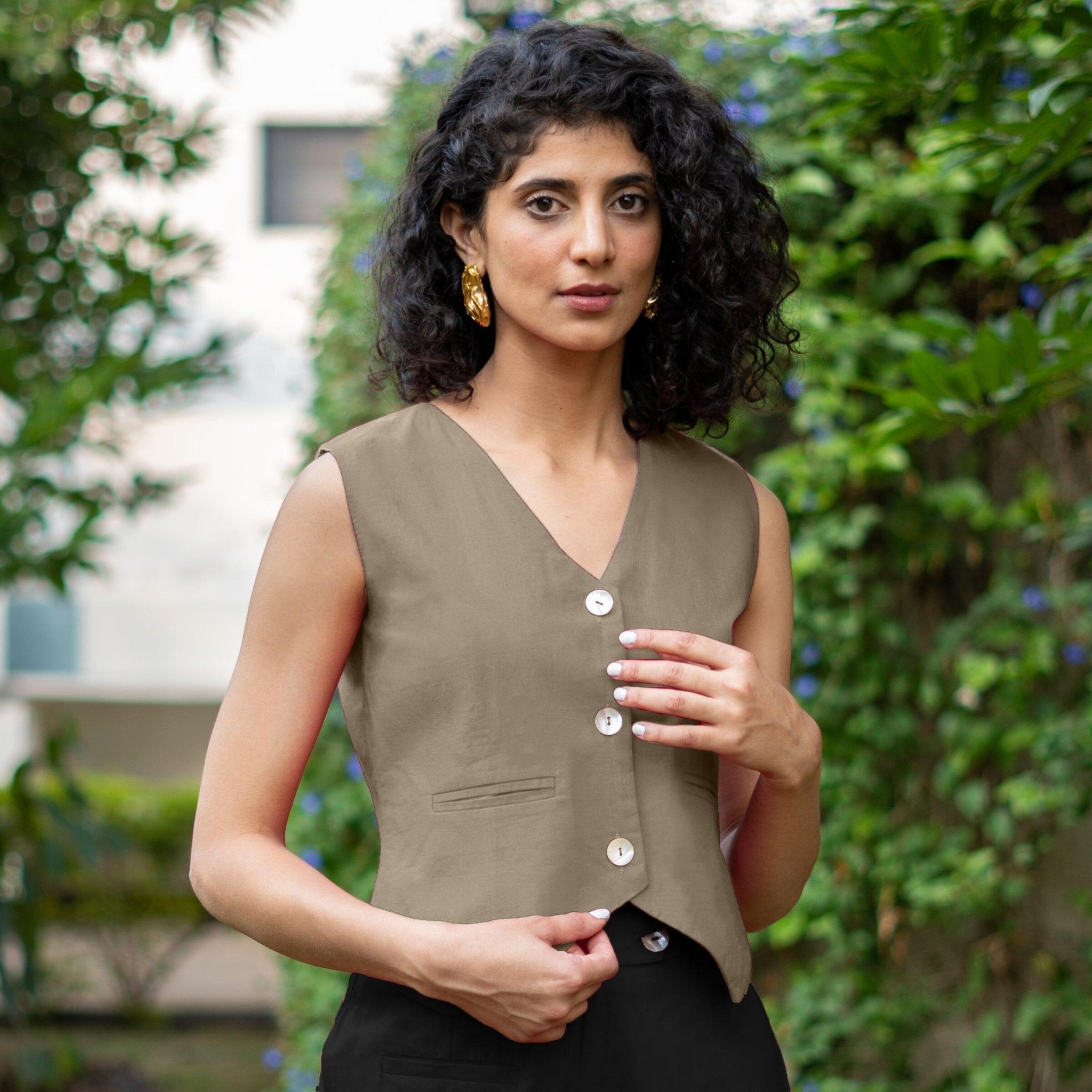 beige-cotton-flax-button-down-