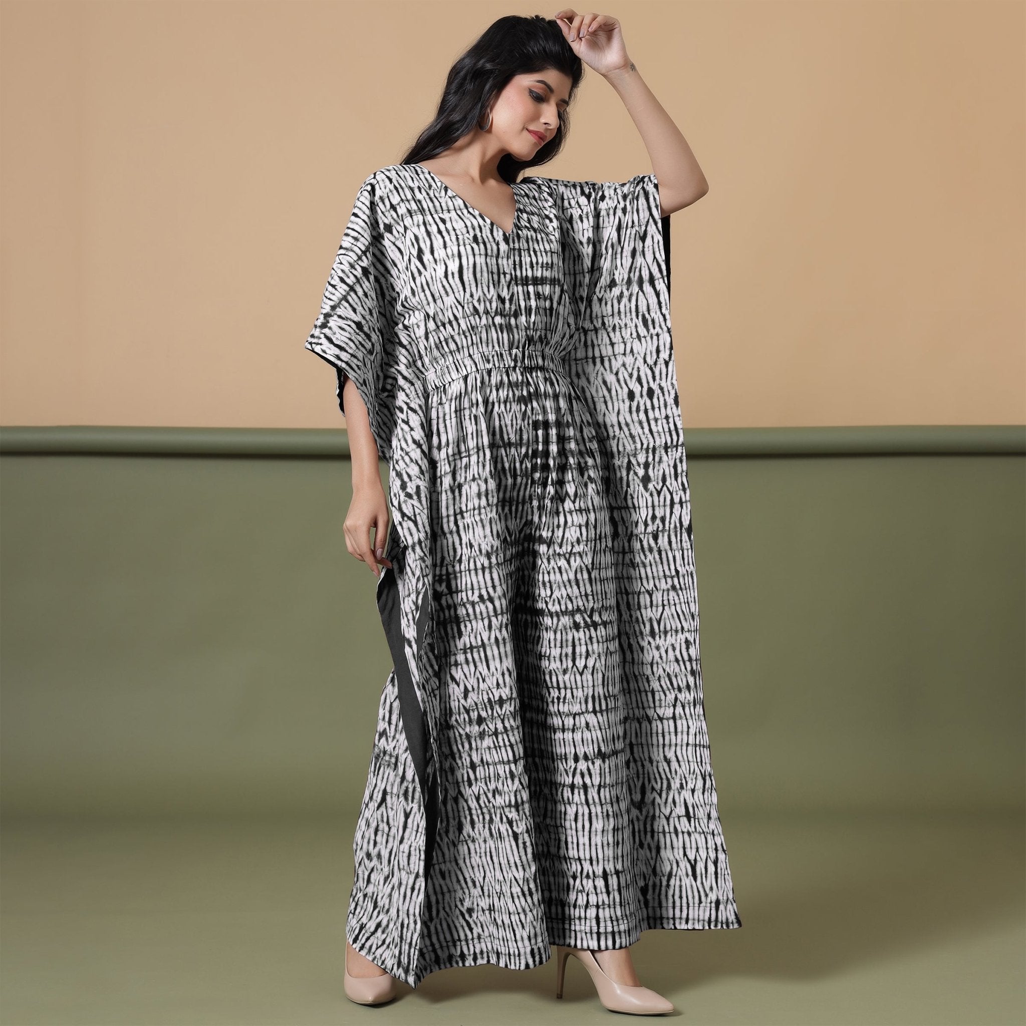 Black Tie-Dye Kimono Sleeves Cotton Kaftan Jumpsuit 26" / Custom Height (Free) Black Tie-Dye Kimono Sleeves Cotton Kaftan Jumpsuit 26" / Custom Height (Free)