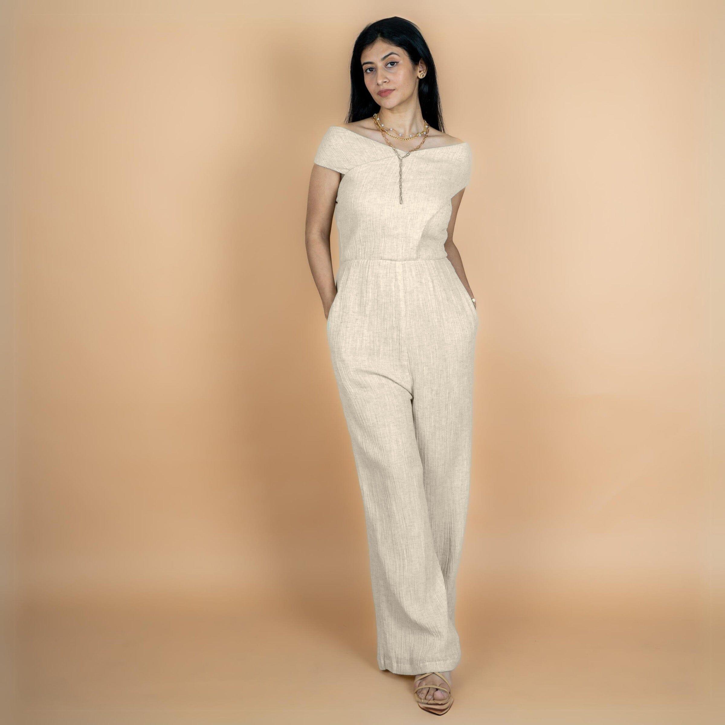 Flared velour jumpsuit with wide straps - Women
