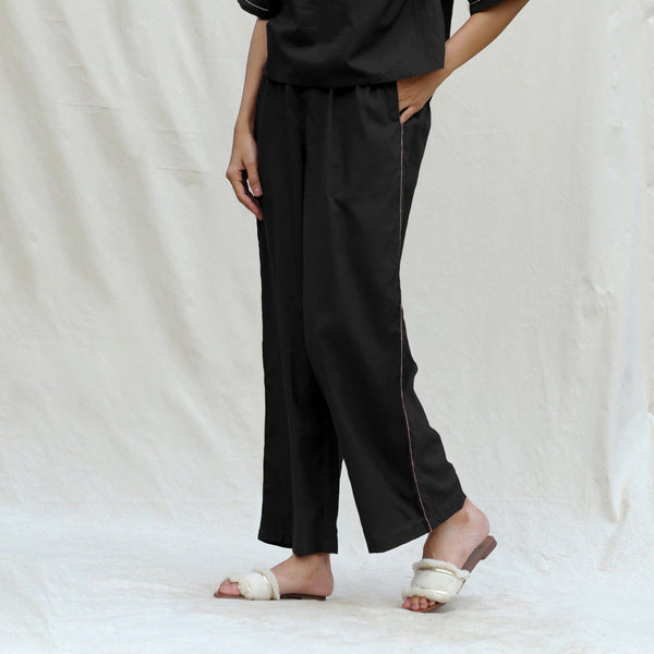 Black 100% Cotton Solid Mid-Rise Elasticated Pant