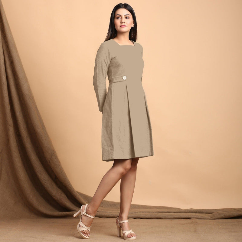 Beige Cotton Flax Square Neck Pleated Short Dress 68" / Petite (5'1" and below) Beige Cotton Flax Square Neck Pleated Short Dress 68" / Petite (5'1" and below)