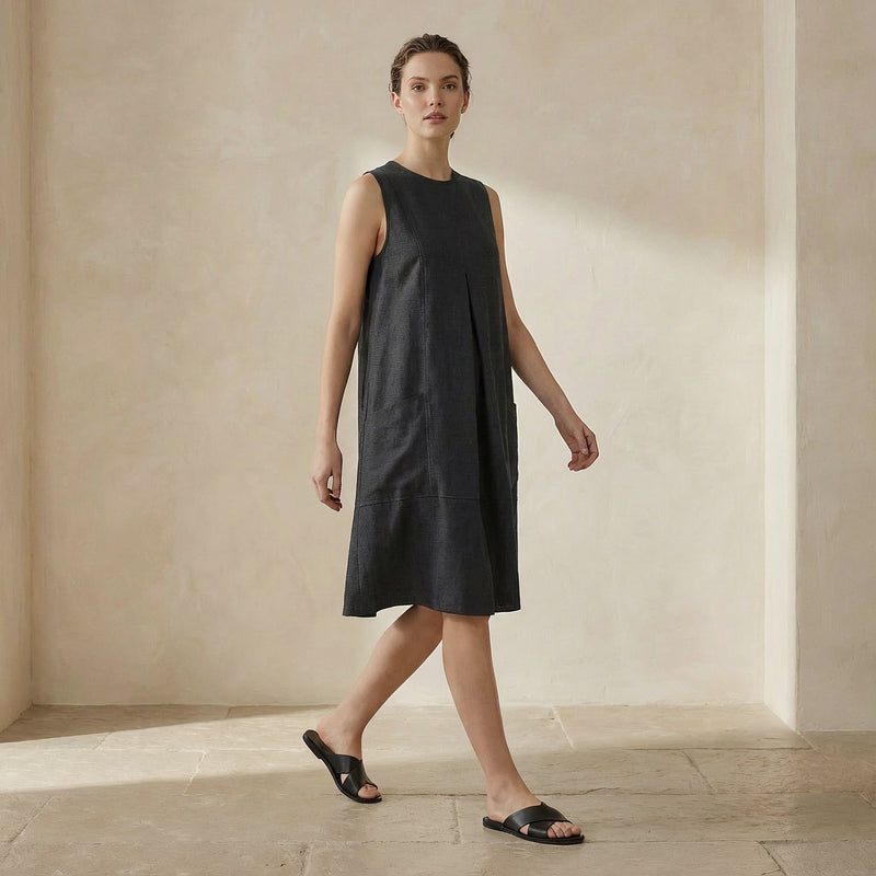 Black 100% Cotton Sleeveless Paneled Swing Dress 50