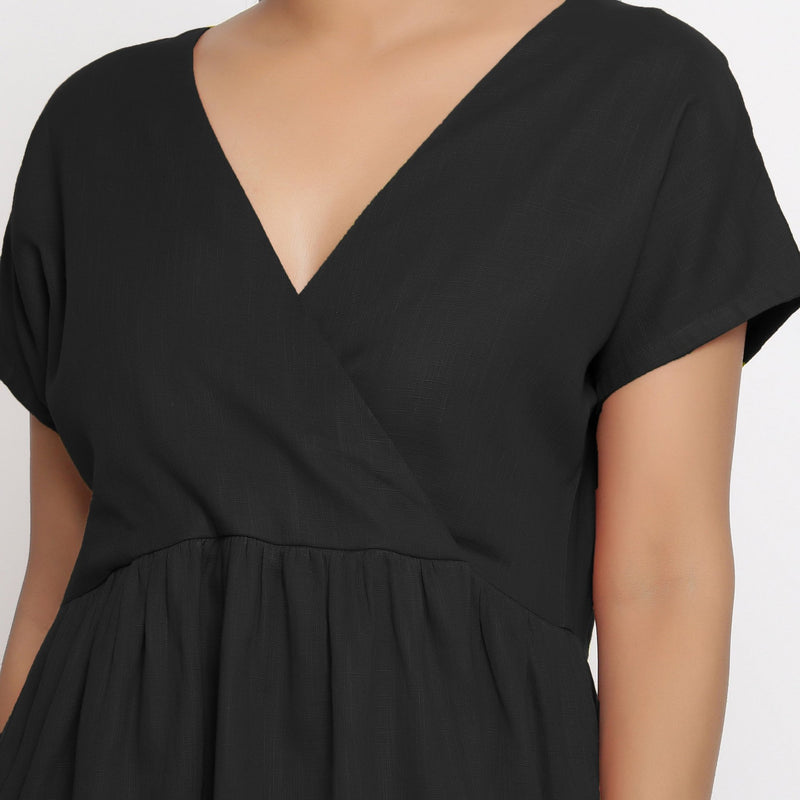 Black 100% Cotton V-Neck Short Wrap Dress 40" / Petite (5'1" and below) Black 100% Cotton V-Neck Short Wrap Dress 40" / Petite (5'1" and below)