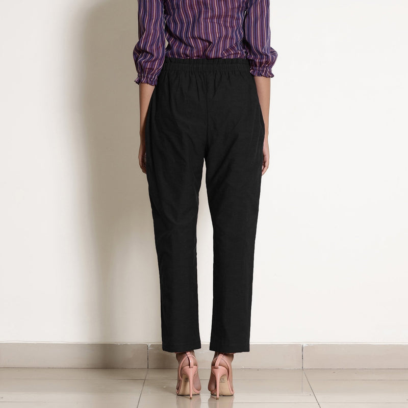 Black Cotton Ankle Length Tapered Pant