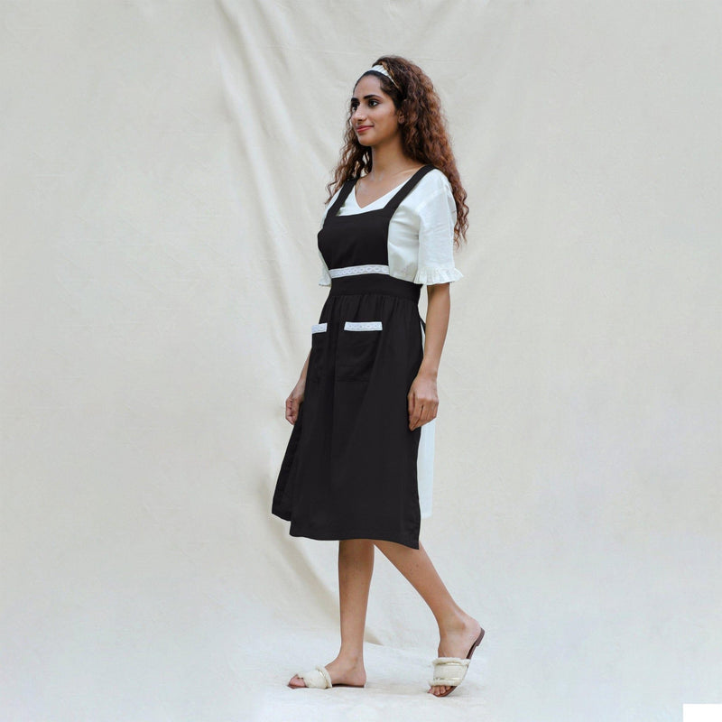 Black Cotton Flax Comfort Fit Apron