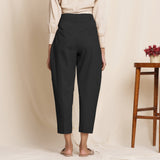 Black Cotton Flax High-Rise Pegged Chino Pant