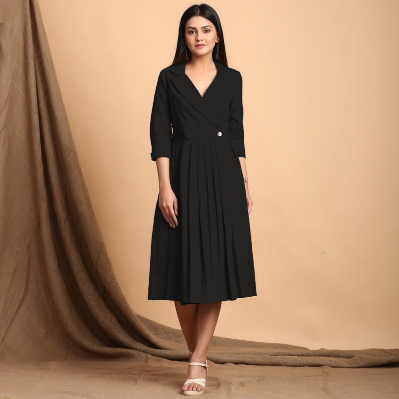 Black Cotton Flax Notched Collar Midi Pleated Wrap Dress