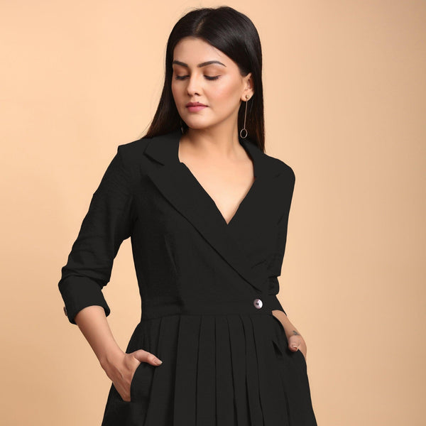 Black Cotton Flax Notched Collar Midi Pleated Wrap Dress