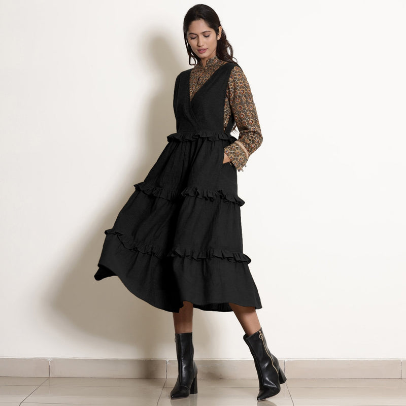 Black Cotton Flax Pinafore Frilled Tier Dress 40" / Petite (5'1" and below) Black Cotton Flax Pinafore Frilled Tier Dress 40" / Petite (5'1" and below)