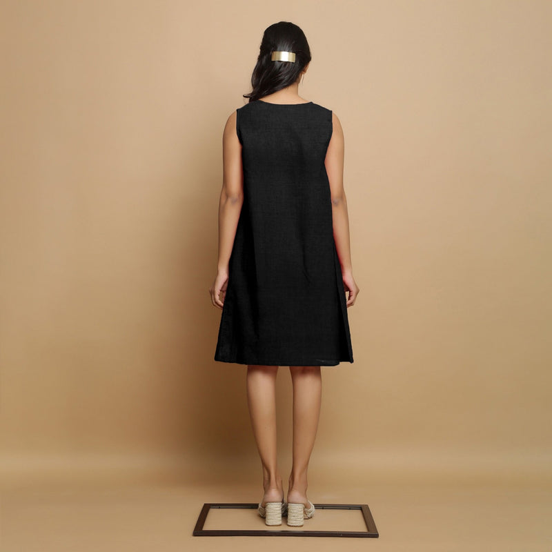 Black Cotton Linen Embroidered Knee-Length Godet Dress 40" / Petite (5'1" and below) Black Cotton Linen Embroidered Knee-Length Godet Dress 40" / Petite (5'1" and below)