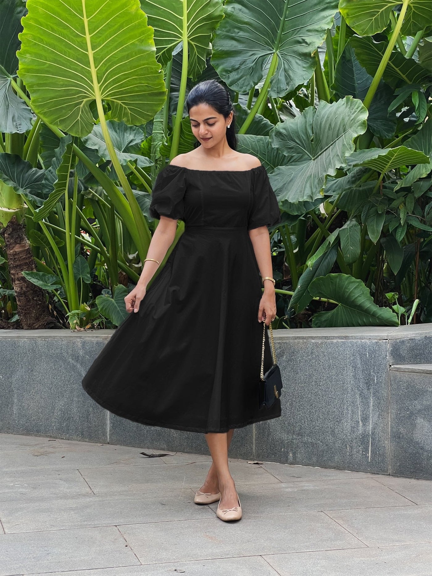 knee length dresses for ladies Black Cotton Poplin Midi Off-Shoulder Dress 40