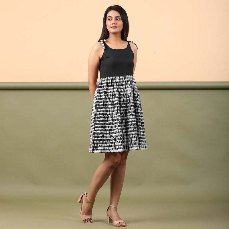 Black Cotton Tie-Dye Gathered Short Dress
