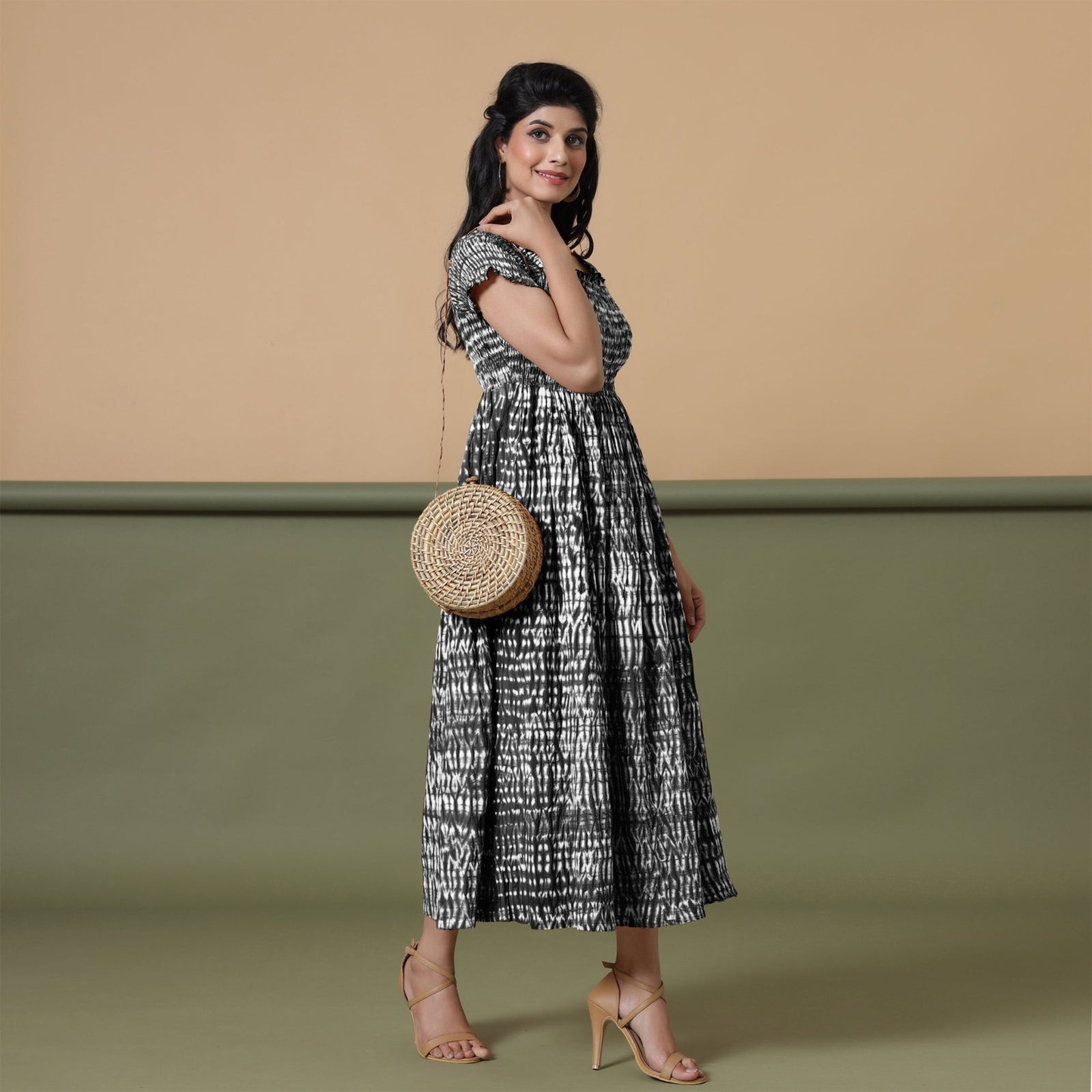 Black Shibori Tie-Dye Cotton Gathered Maxi Dress 34