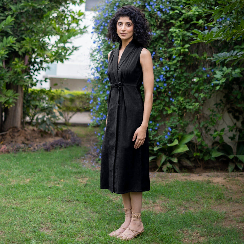 Black Warm Cotton Corduroy Sleeveless Midi Blazer Dress 70" / Regular (5'2" - 5'6") Black Warm Cotton Corduroy Sleeveless Midi Blazer Dress 70" / Regular (5'2" - 5'6")