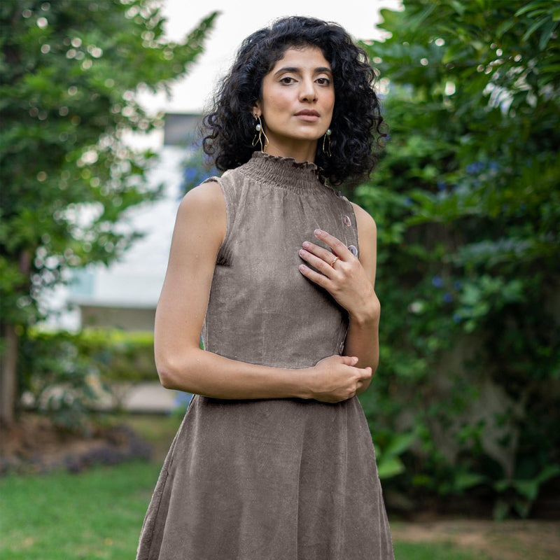 Bronze Grey Warm Cotton Corduroy High-Neck Sleeveless Slit Dress 50" / Petite (5'1" and below) Bronze Grey Warm Cotton Corduroy High-Neck Sleeveless Slit Dress 50" / Petite (5'1" and below)