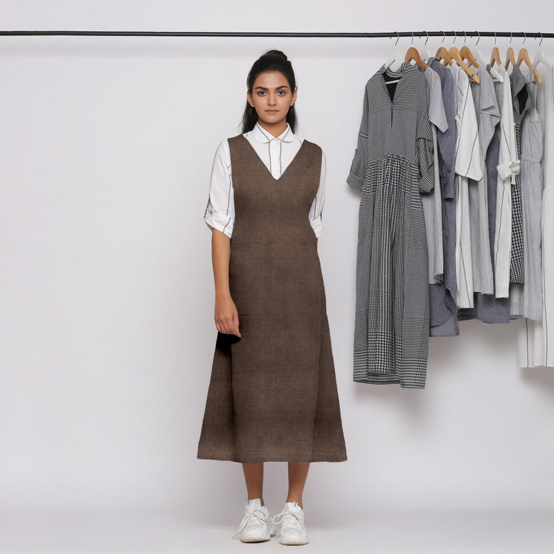 Brown Cotton Linen V-Neck Midi Pinafore Dress 58" / Regular (5'2" - 5'6") Brown Cotton Linen V-Neck Midi Pinafore Dress 58" / Regular (5'2" - 5'6")