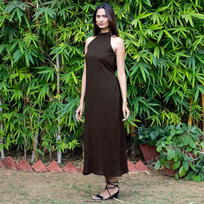 Brown Crinkled Cotton Flax Halter Neck Maxi Dress Brown Crinkled Cotton Flax Halter Neck Maxi Dress