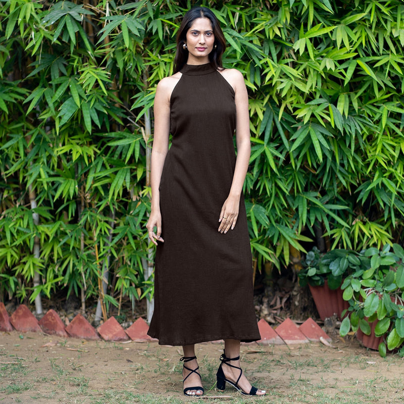 Brown Crinkled Cotton Flax Halter Neck Maxi Dress Brown Crinkled Cotton Flax Halter Neck Maxi Dress
