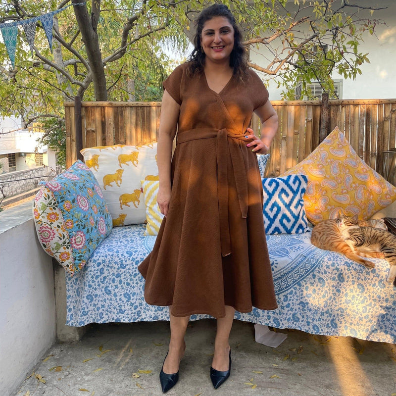 Brown Warm Cotton Waffle V-Neck Fit and Flare Midi Dress 64" / Tall (5'7" and above) Brown Warm Cotton Waffle V-Neck Fit and Flare Midi Dress 64" / Tall (5'7" and above)