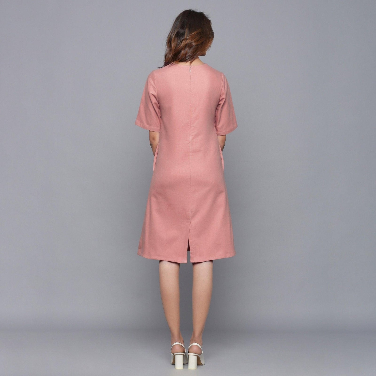 English Rose Warm Cotton Flannel Knee Length Sheath Dress 60" / Regular (5'2" - 5'6") English Rose Warm Cotton Flannel Knee Length Sheath Dress 60" / Regular (5'2" - 5'6")