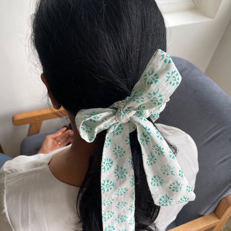 Green Floral Print 100% Cotton Long Tail Scrunchie