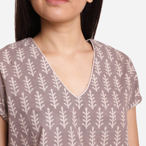 Front Detail of a Model wearing Grey Dabu Block Print V-Neck Crop Top