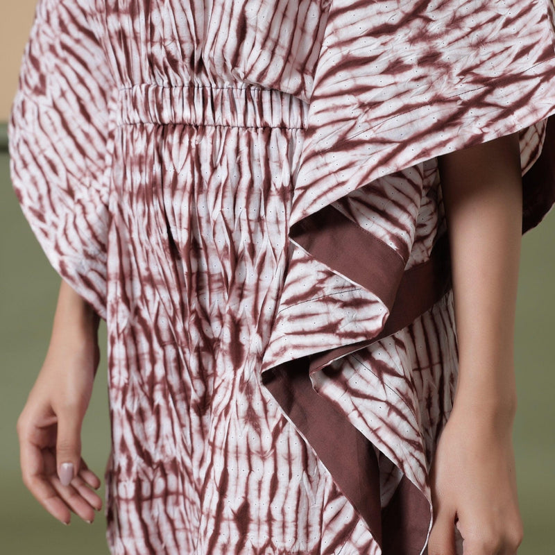 Close View of a Model wearing Maroon Tie-Dye Cotton V-Neck Kimono Sleeves Kaftan Jumpsuit