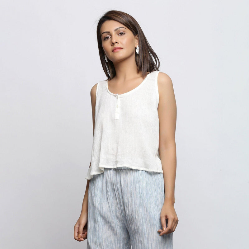 Front View of a Model wearing Off-White Crinkled Cotton Straight Top