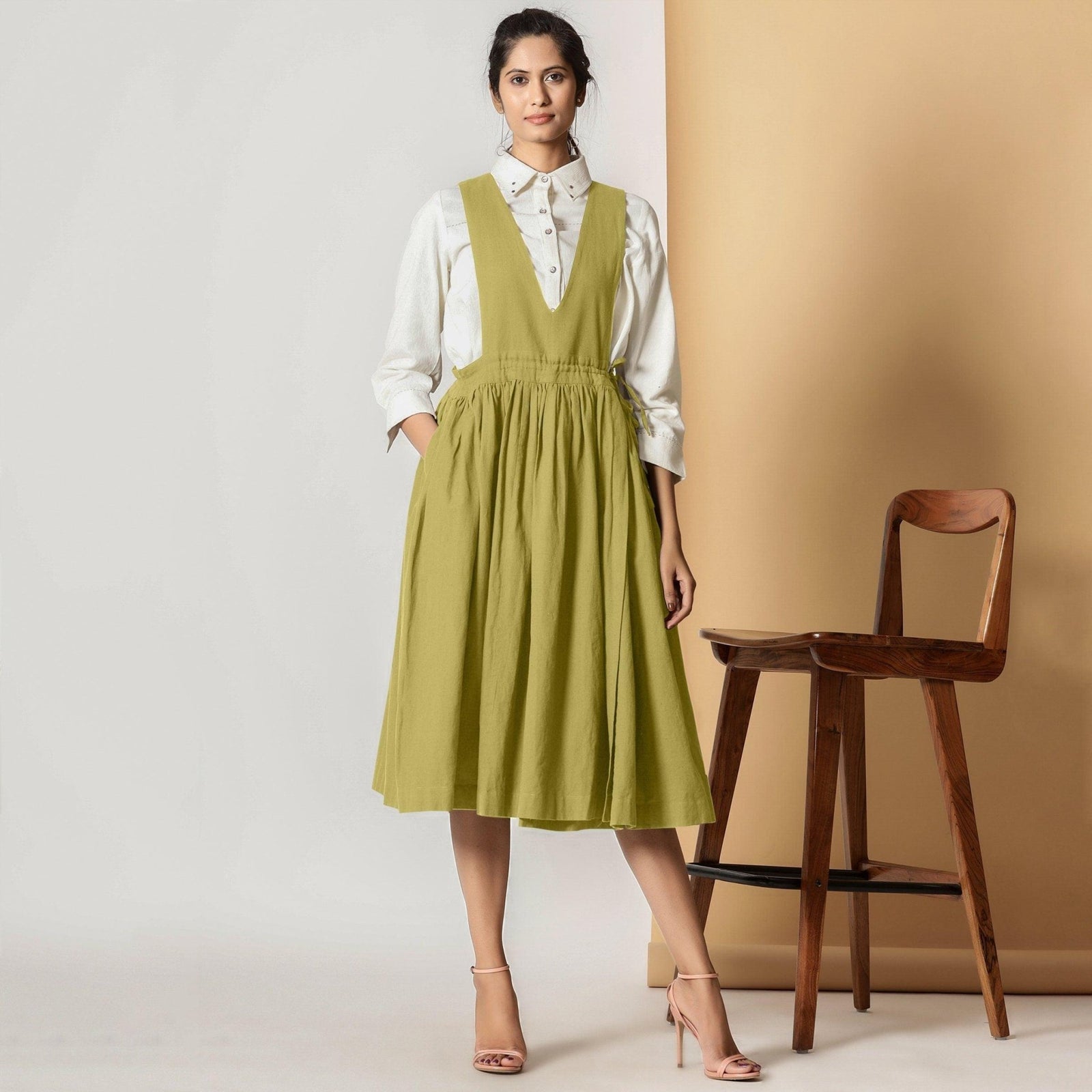 Olive Green Cotton Flax Pinafore Midi Wrap Dress 44" / Petite (5'1" and below) Olive Green Cotton Flax Pinafore Midi Wrap Dress 44" / Petite (5'1" and below)