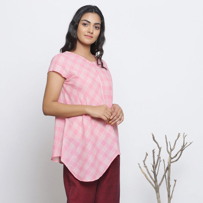 Right View of a Model wearing Powder Pink Checkered Cotton Paneled Top