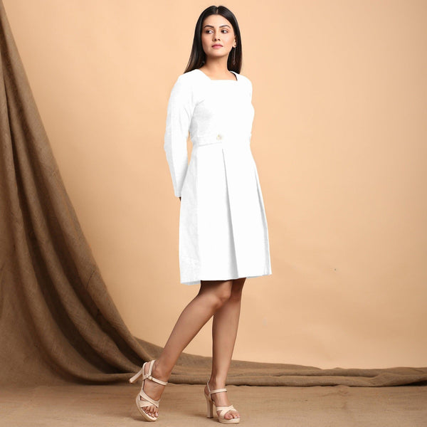 White Cotton Flax Square Neck Pleated Short Dress