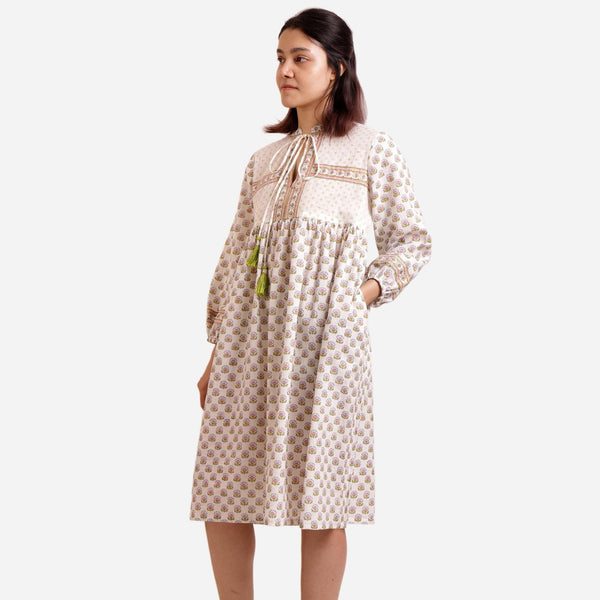 Front View of a Model wearing White Floral Block Printed Cotton Knee Length Dress