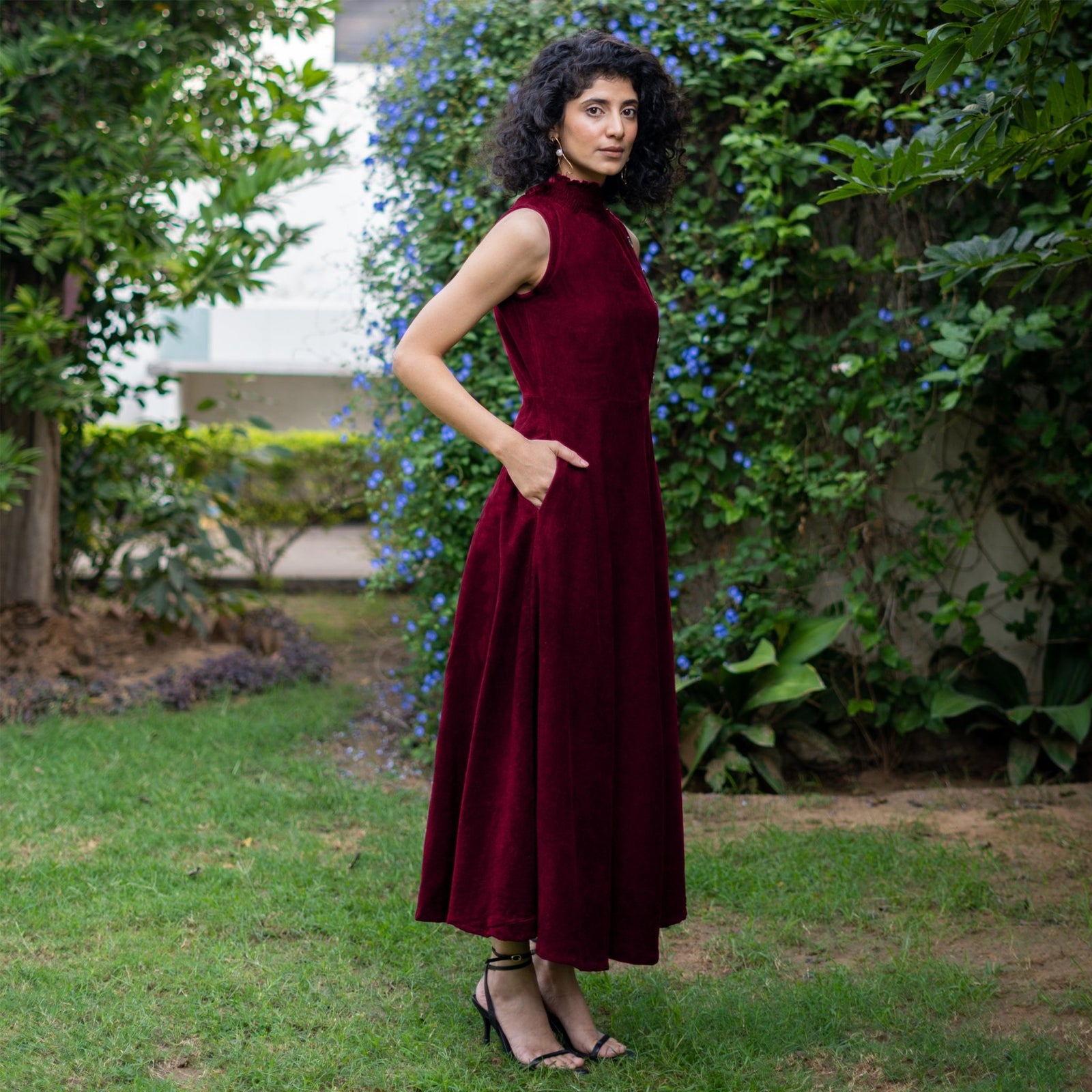 burgundy corduroy dress Wine Warm Cotton High-Neck Sleeveless Slit 36