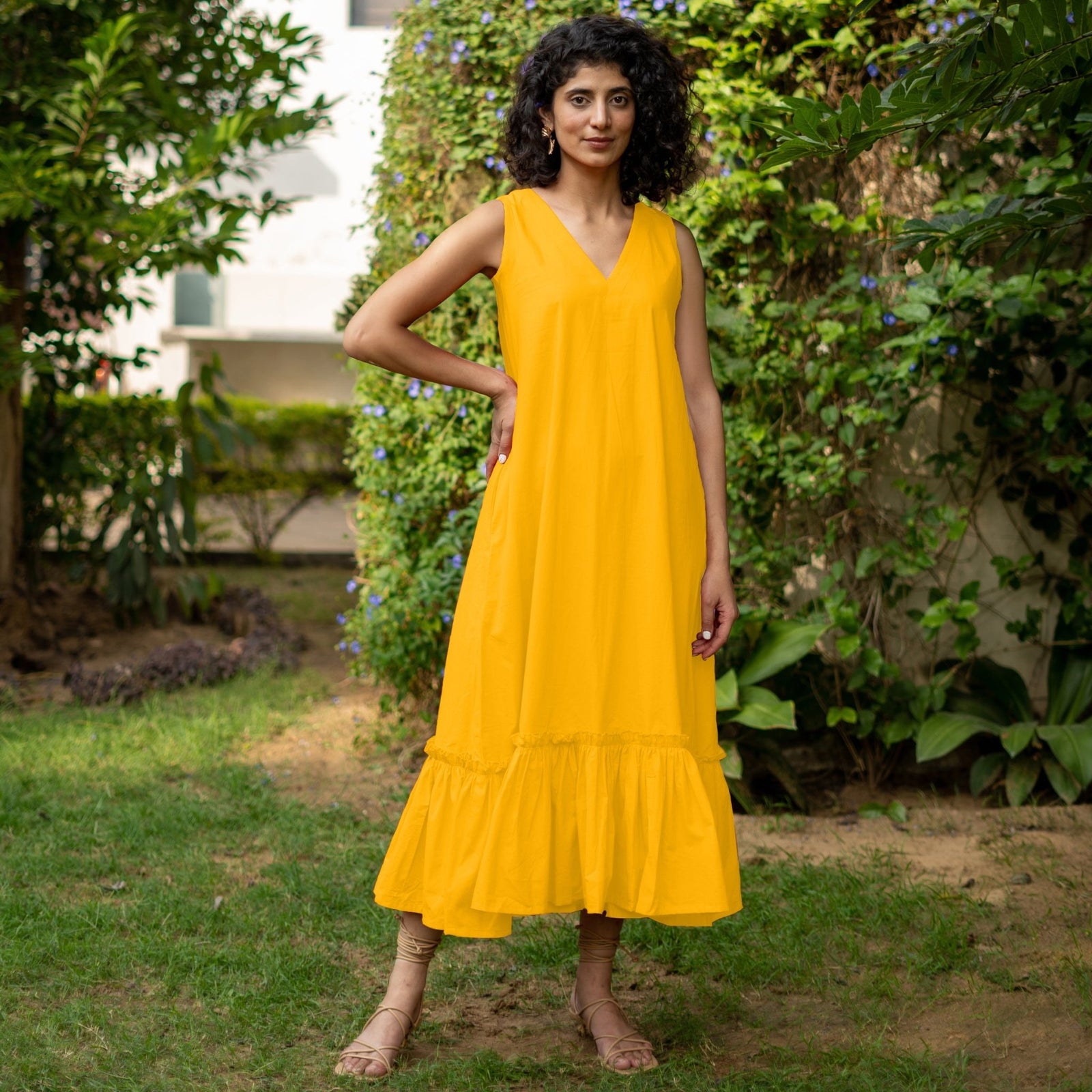 Yellow Cotton Poplin A-Line Deep Neck Sleeveless Maxi Dress 28" / Regular (5'2" - 5'6") Yellow Cotton Poplin A-Line Deep Neck Sleeveless Maxi Dress 28" / Regular (5'2" - 5'6")