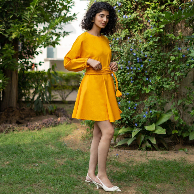 Yellow Cotton Poplin Fit and Flare Balloon Sleeves Short Dress 70" / Petite (5'1" and below) Yellow Cotton Poplin Fit and Flare Balloon Sleeves Short Dress 70" / Petite (5'1" and below)