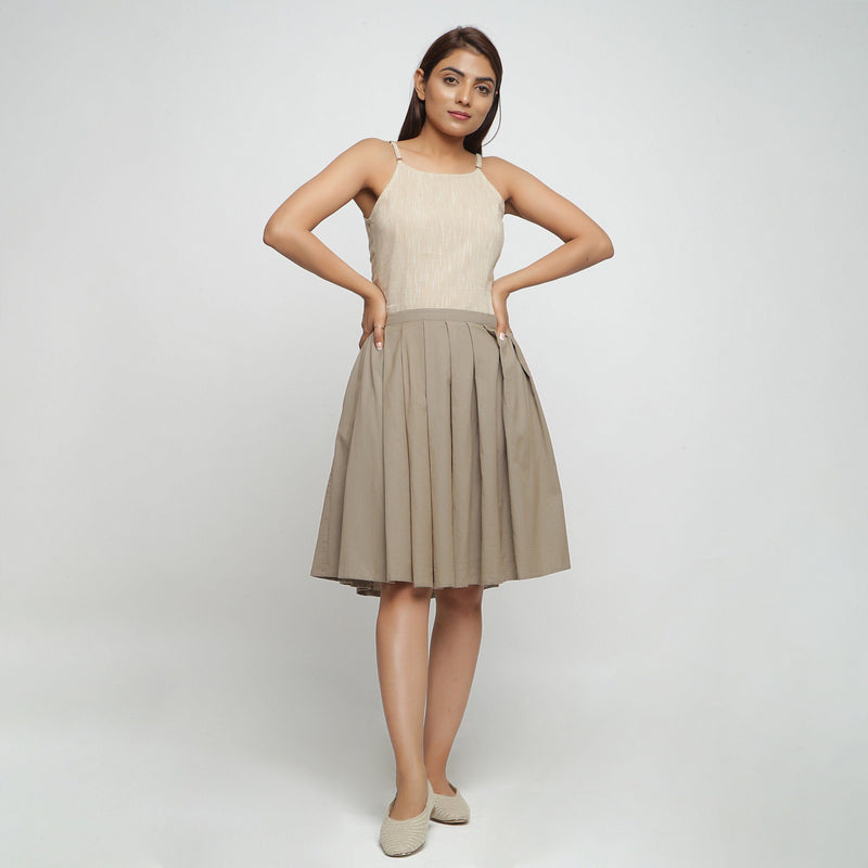 Front View of a Model wearing Basic Brown Cotton Flax Pleated Skirt