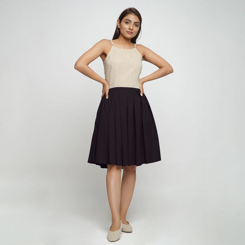 Front View of a Model wearing Black Cotton Flax Pleated Skirt