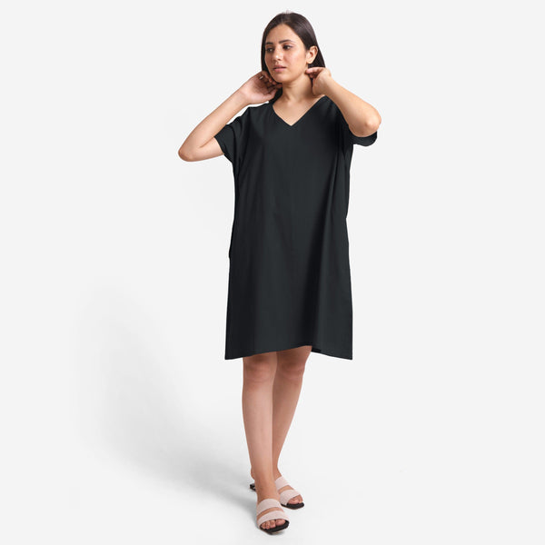 Front View of a Model wearing Black Cotton Flax V-Neck Tunic
