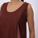 Front Detail of a Model wearing Brown Straight Mangalgiri Cotton Top