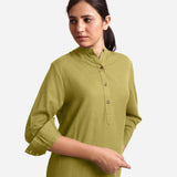 Front Detail of a Model wearing Green Cotton Flax Shirt Dress