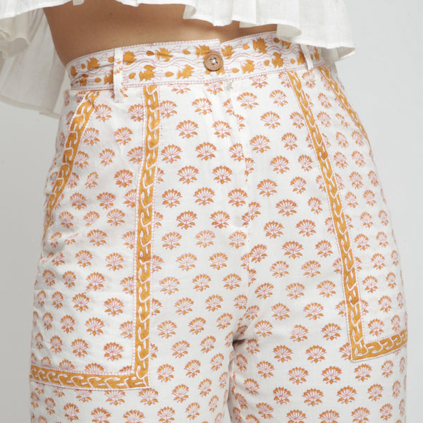 Front Detail of a Model wearing Floral Block Printed Straight Fit Pant