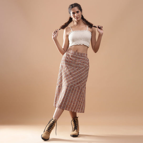 Front View of a Model wearing Kalamkari Chevron Striped Paneled Skirt