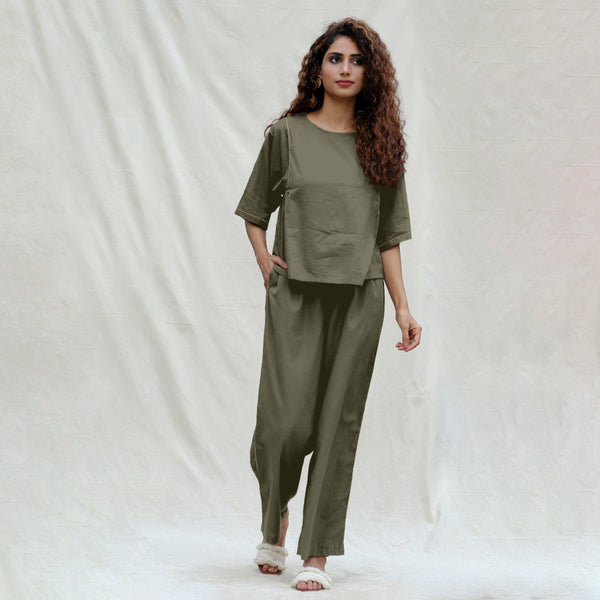 Light Green 100% Cotton Solid Mid-Rise Elasticated Pant