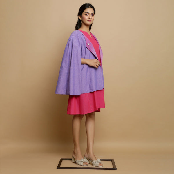 Right View of a Model wearing Mangalgiri Reversible Cotton Cape