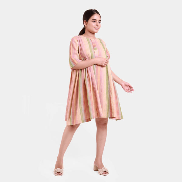 Right View of a Model wearing Multicolor Short Flared Cotton Dress