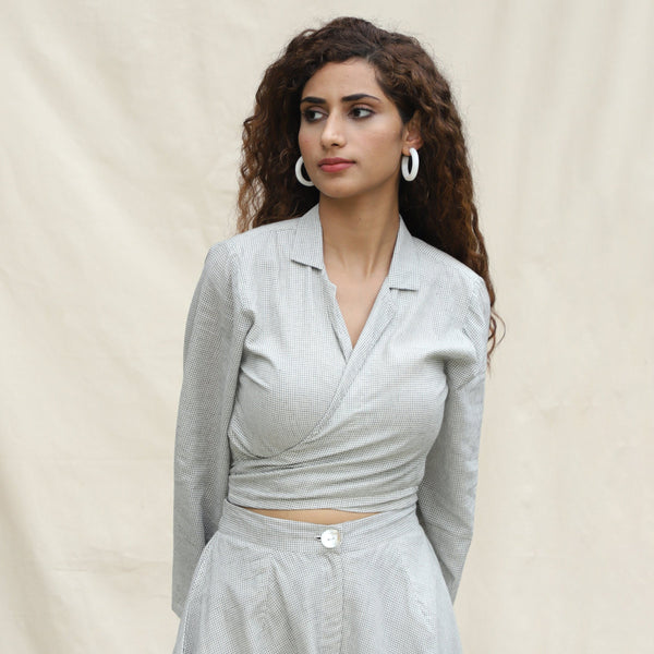 Front View of a Model wearing Off-White Checks Handspun Cotton Muslin Wrap Crop Top
