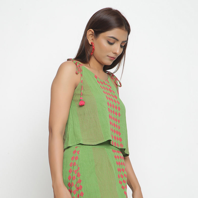 Right View of a Model wearing Green Yarn Dyed Crinkled Cotton Tie-Up Shoulder Crop Top